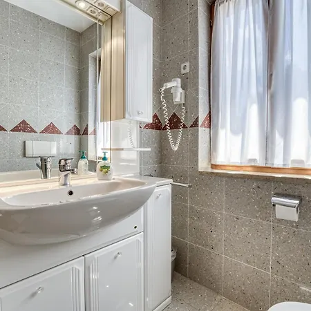 Mona Lisa - Croatia Apartman *