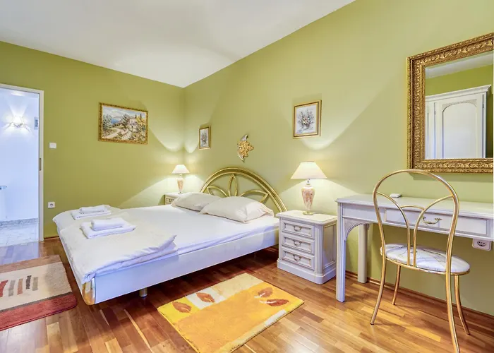 Apartment Mona Lisa - Croatia Lovran