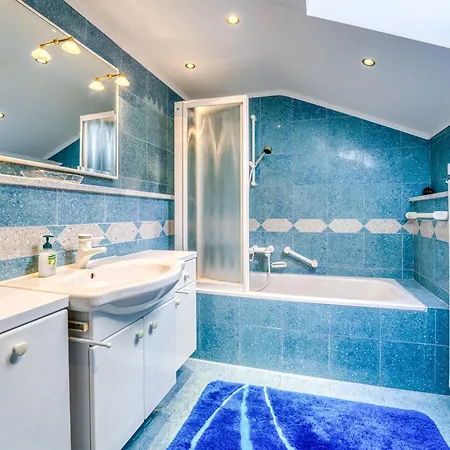 Mona Lisa - Croatia * Lovran