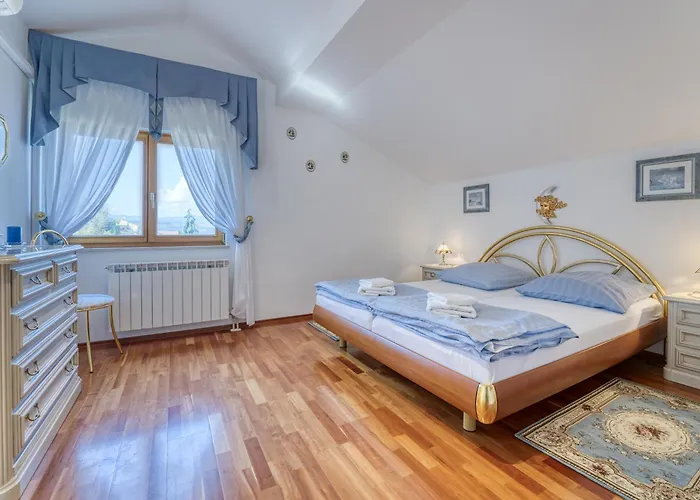 Mona Lisa - Croatia Apartment Lovran